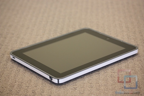 MakeUseOf Review & Giveaway: CandyShell iPad-sag af Speck IMG 2111