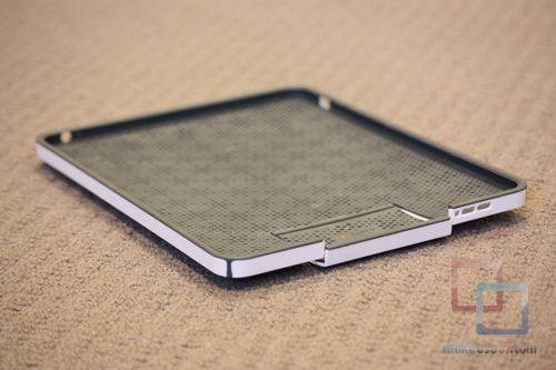 MakeUseOf Review & Giveaway: CandyShell iPad-sag af Speck IMG 2126