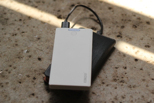 Kinkoo Infinite One Portable Battery Bank Review og Giveaway kinkoo uendelig en anmeldelse 5