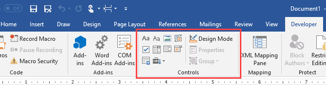 Kontrolafsnit under fanen Udvikler i Microsoft Word