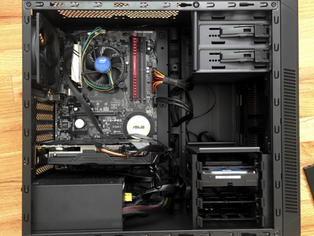 Sådan bygger du din egen pc build pc final check cae
