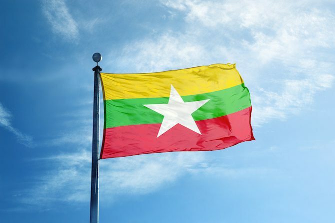 Din guide til det internationale web Myanmar-flag 670x447