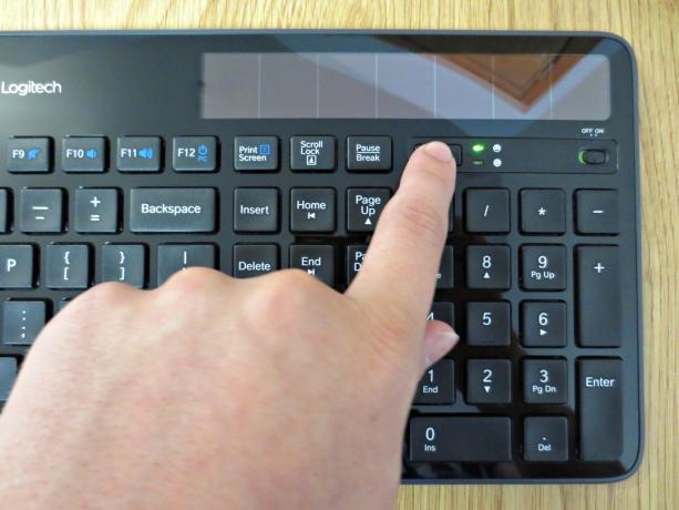 logitech solar keyboard review