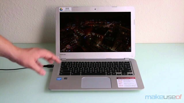 Videominiature for YouTube-video Toshiba CB35-A3120 Chromebook-gennemgang og Giveaway